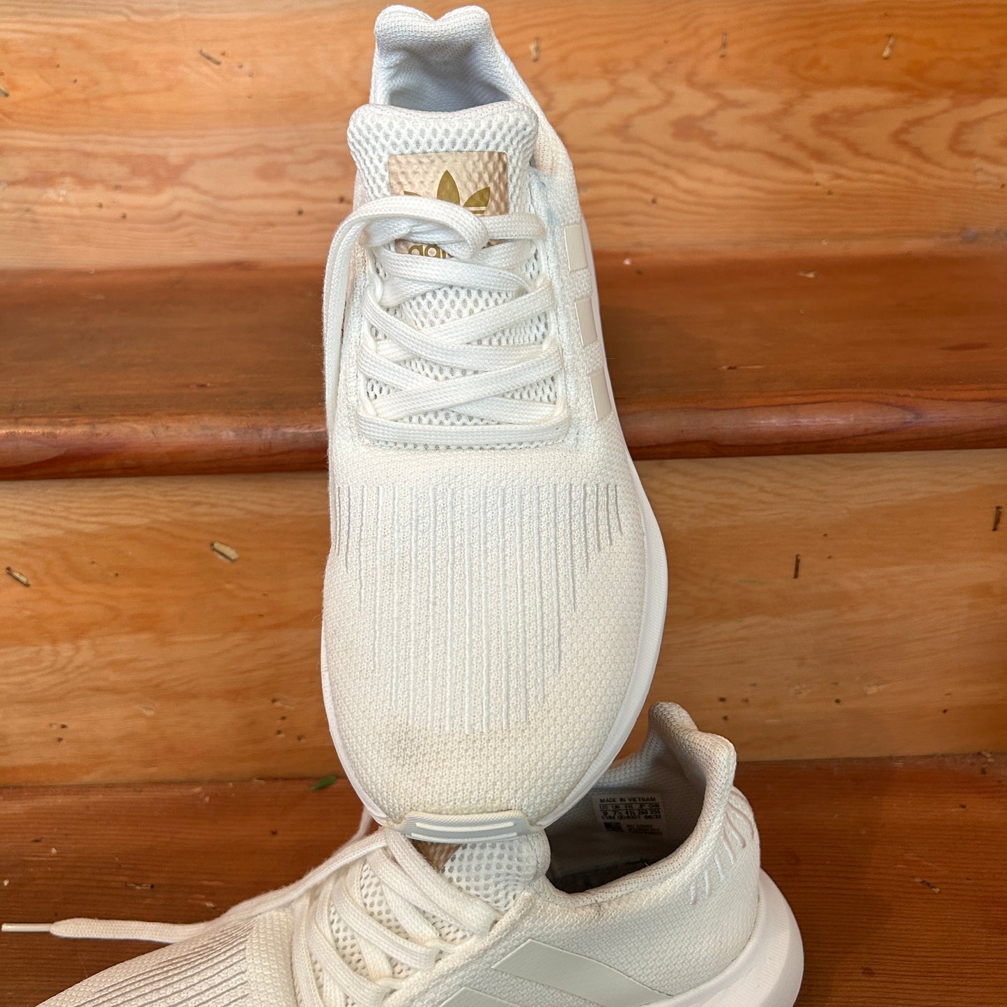 Adidas Swift Run White Knit Running Shoes Sneakers Men’s US 9 EG9492 Athletic
