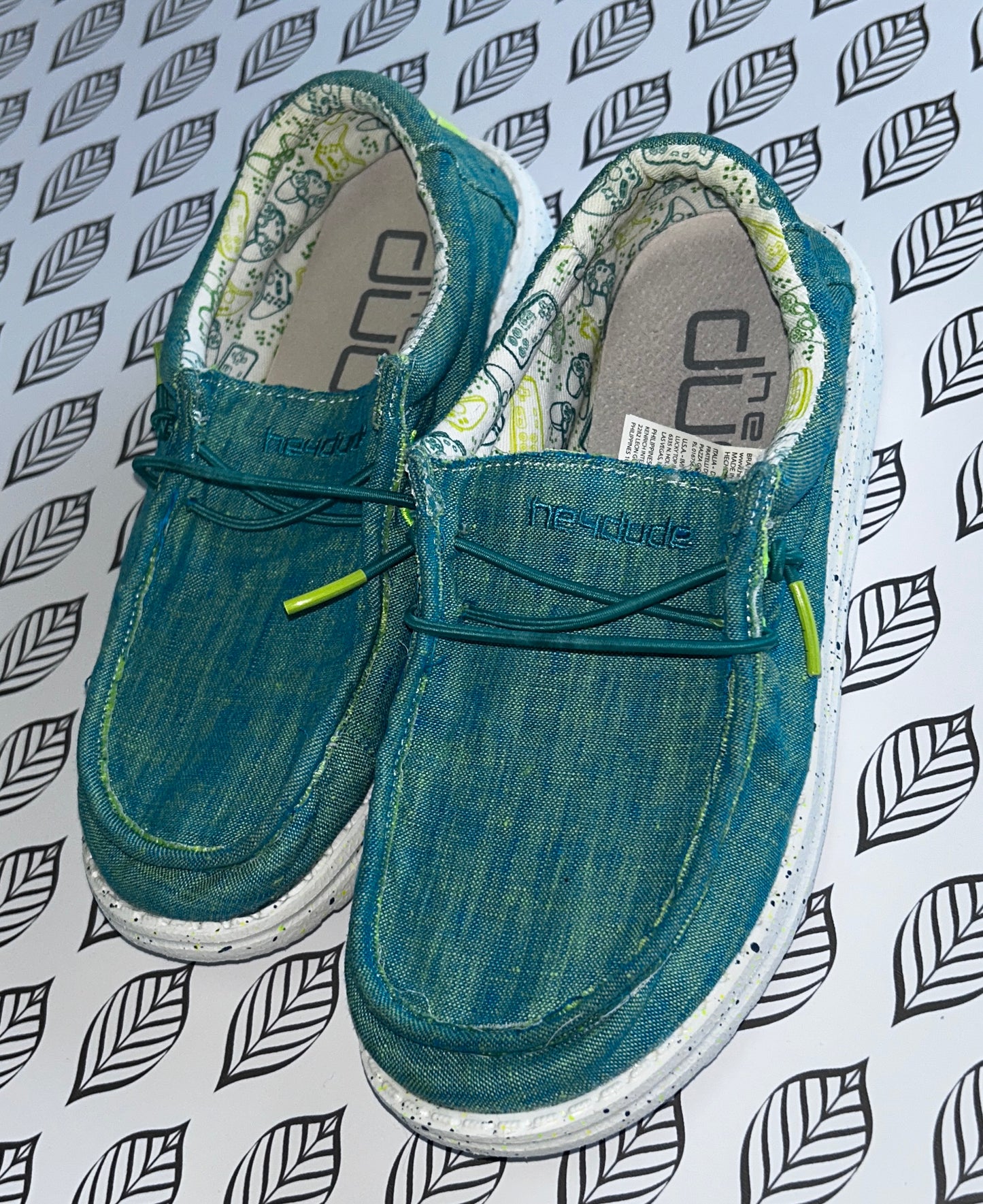 Hey Dude Boys Blue Wally Youth Loafer Chambray Shoes Youth 3