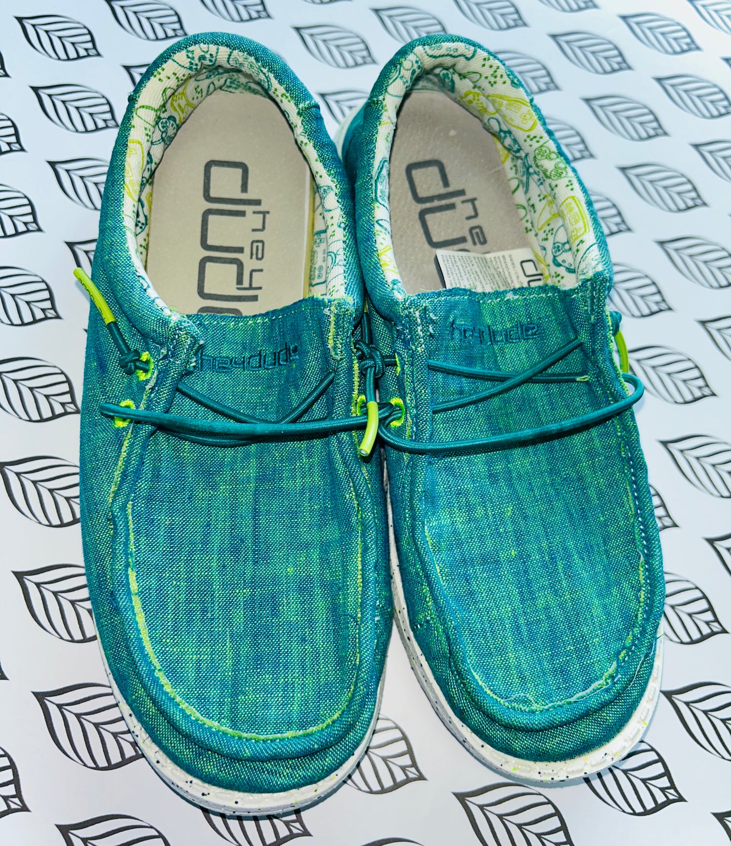 Hey Dude Boys Blue Wally Youth Loafer Chambray Shoes Youth 3