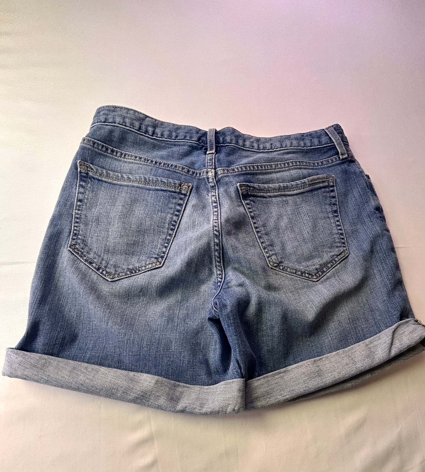 Eddie Bauer Size 4 Blue Denim Boyfriend Cuffed Relaxed Fit Shorts