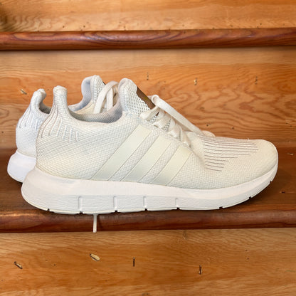 Adidas Swift Run White Knit Running Shoes Sneakers Men’s US 9 EG9492 Athletic