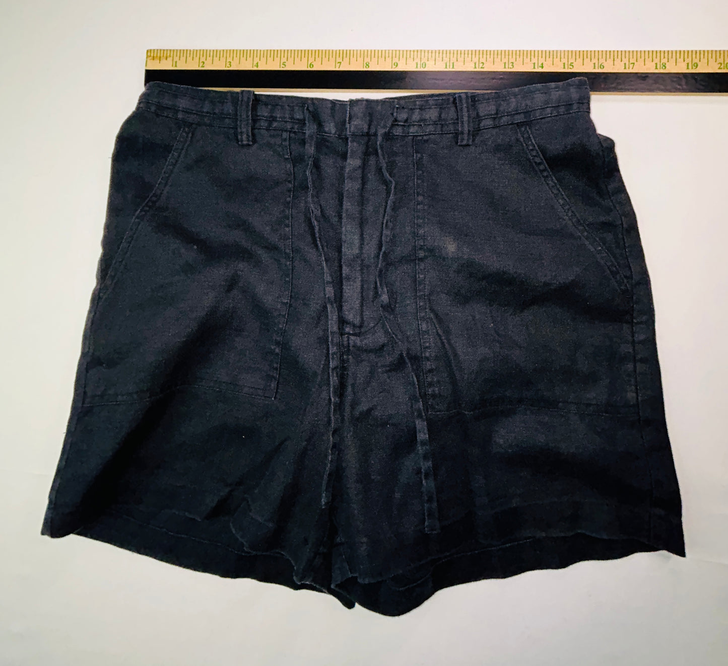 Eddie Bauer 100% Linen Shorts Women's Size 10 Black Drawstring Casual
