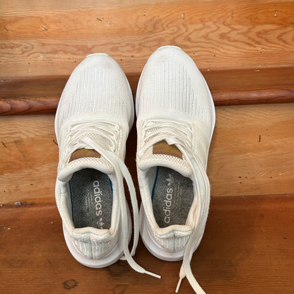 Adidas Swift Run White Knit Running Shoes Sneakers Men’s US 9 EG9492 Athletic