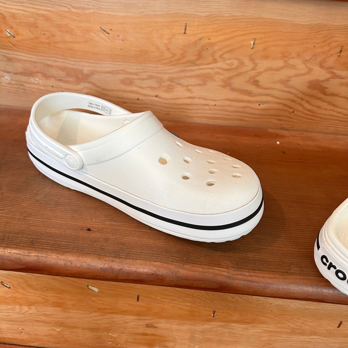 Crocs Classic Clog White Black Stripe Unisex Comfort Shoes Size M7 W9 Preowned