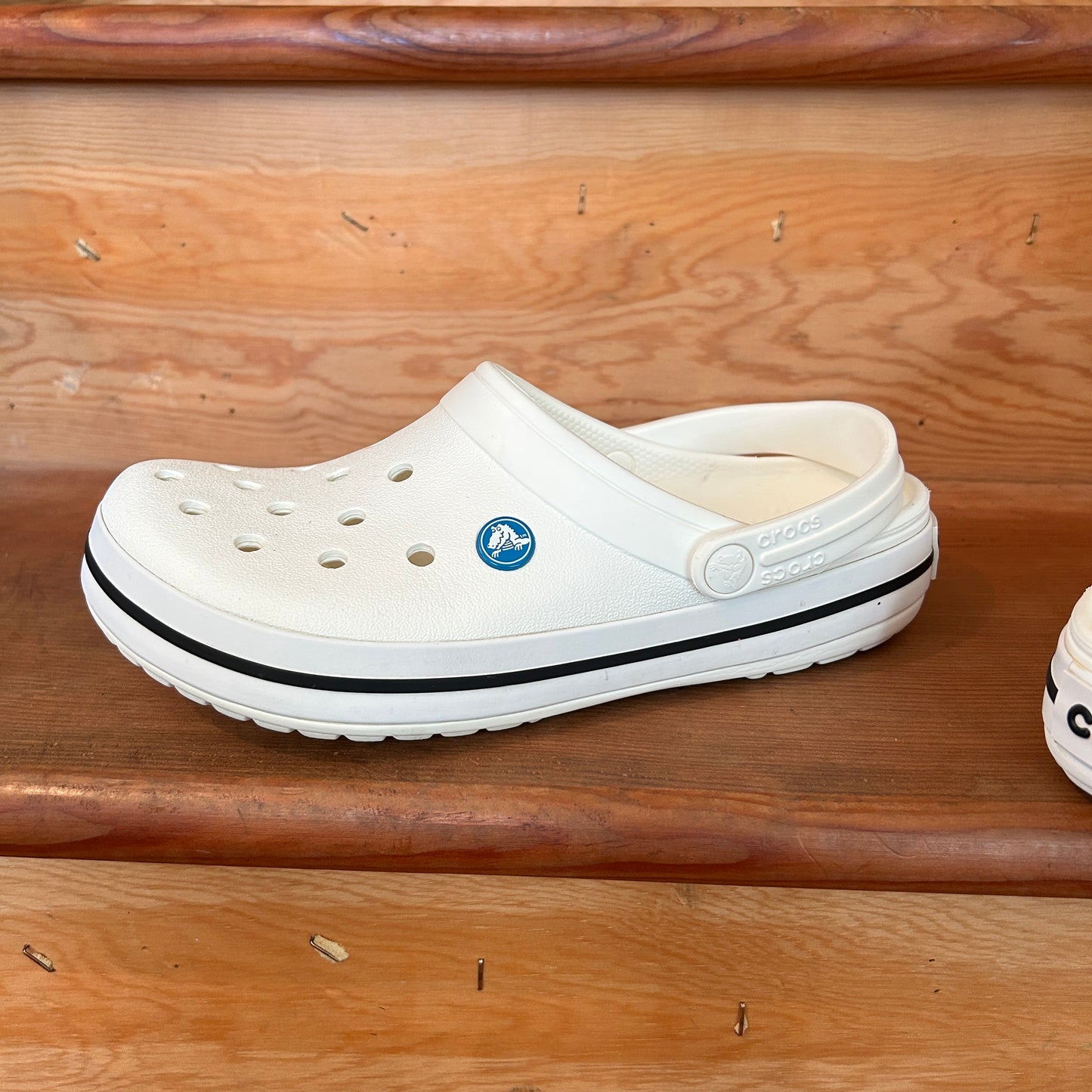 Crocs Classic Clog White Black Stripe Unisex Comfort Shoes Size M7 W9 Preowned