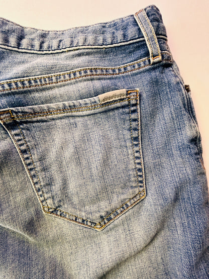 Eddie Bauer Size 4 Blue Denim Boyfriend Cuffed Relaxed Fit Shorts