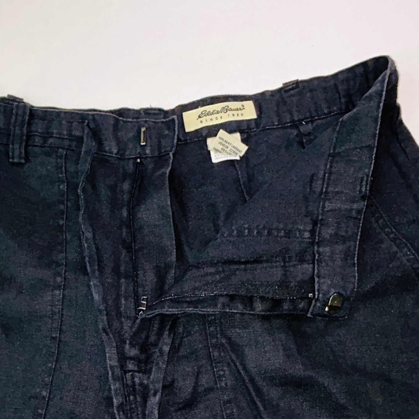 Eddie Bauer 100% Linen Shorts Women's Size 10 Black Drawstring Casual