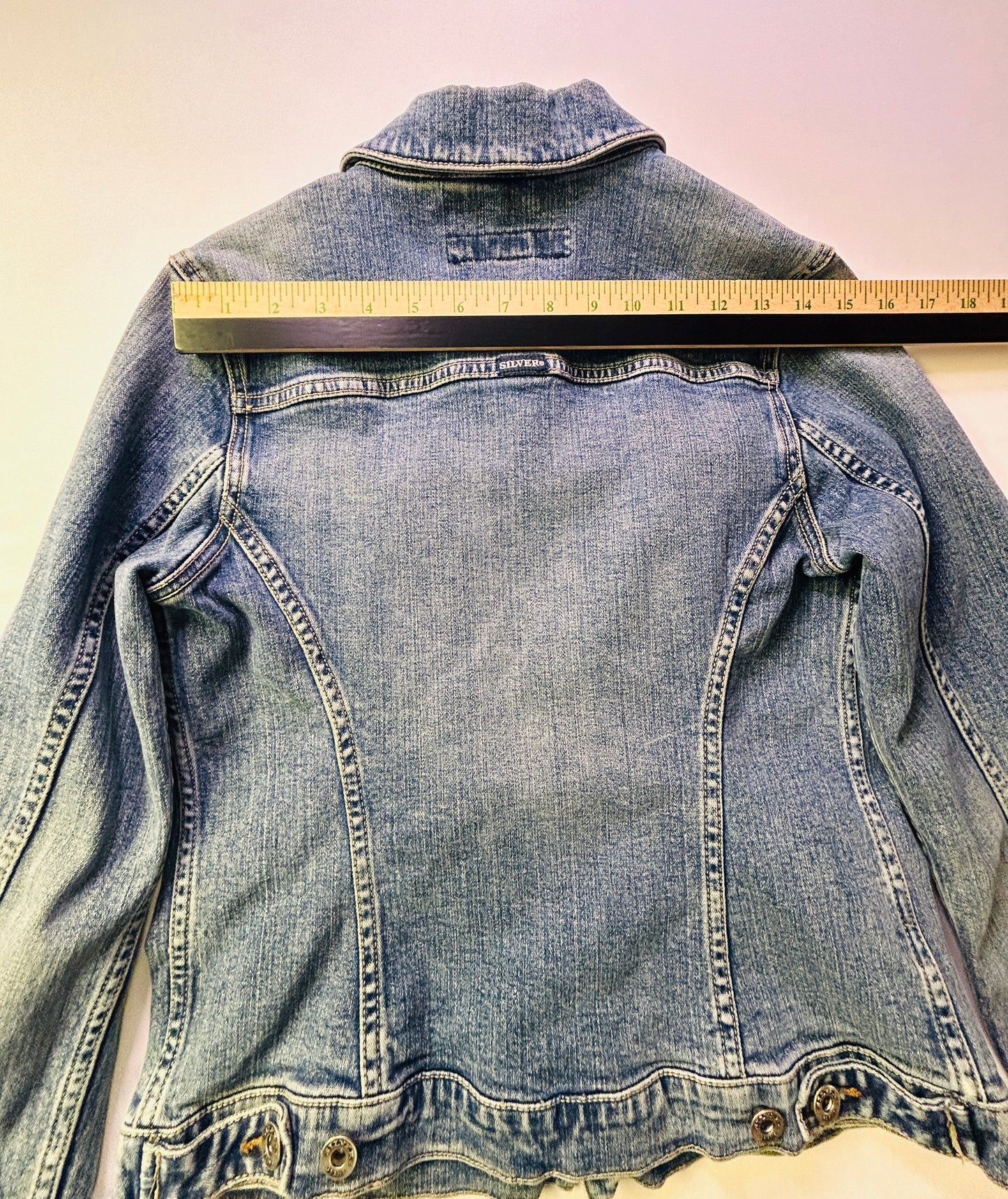 Denim Jacket Women’s Medium Light Wash Silver Jean Jacket Size