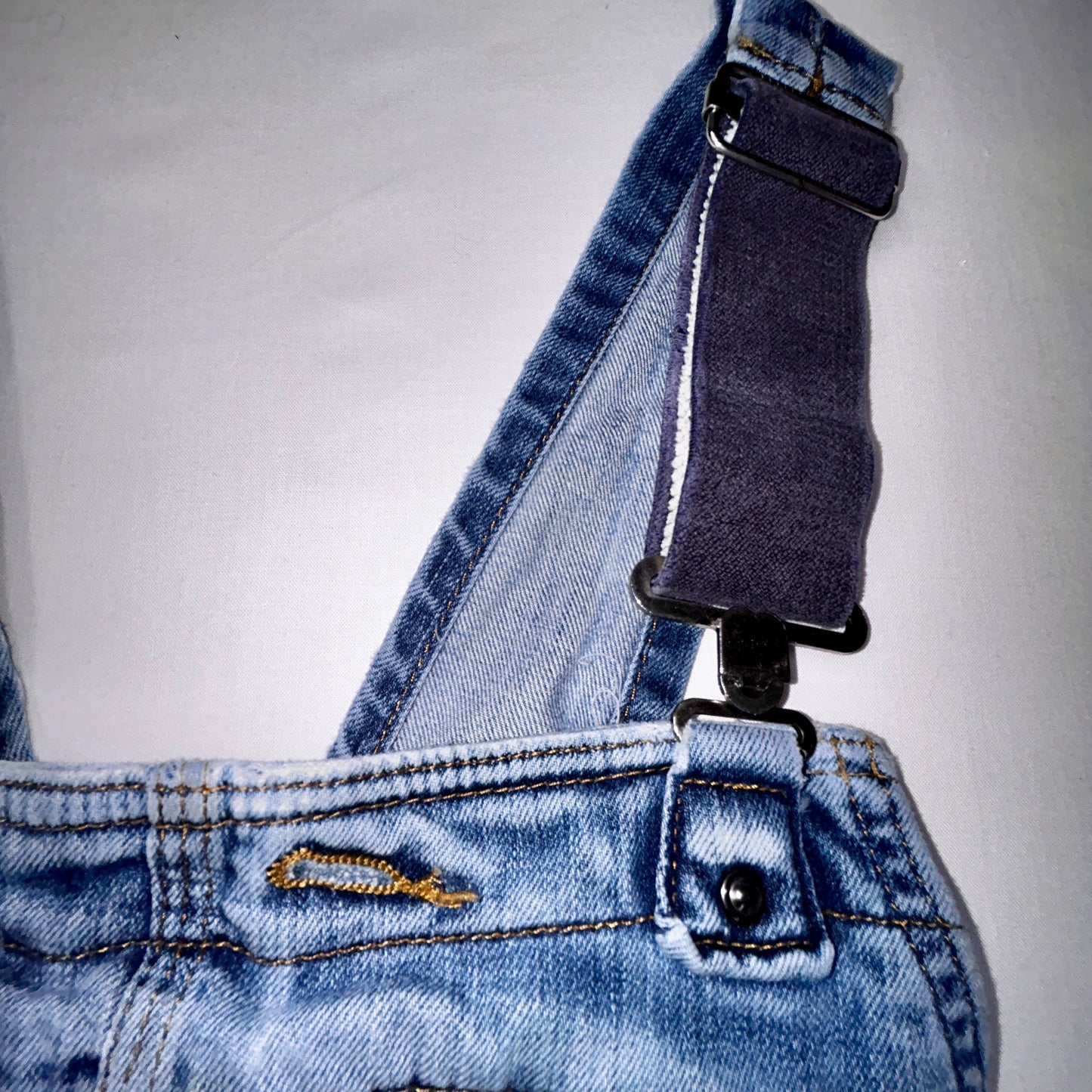 Carhartt Bib Overalls Men's 44x30 Light Wash Denim Carpenter Workwear Y2K