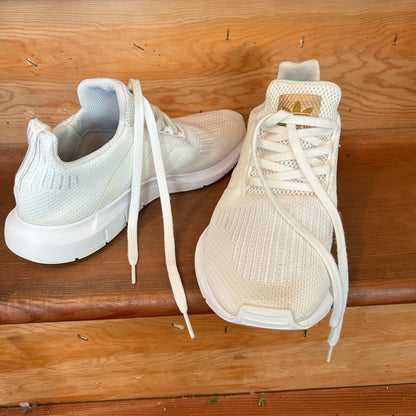 Adidas Swift Run White Knit Running Shoes Sneakers Men’s US 9 EG9492 Athletic