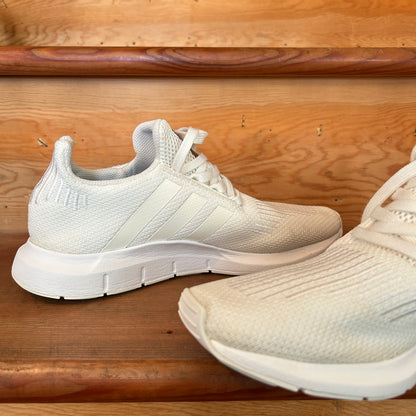 Adidas Swift Run White Knit Running Shoes Sneakers Men’s US 9 EG9492 Athletic