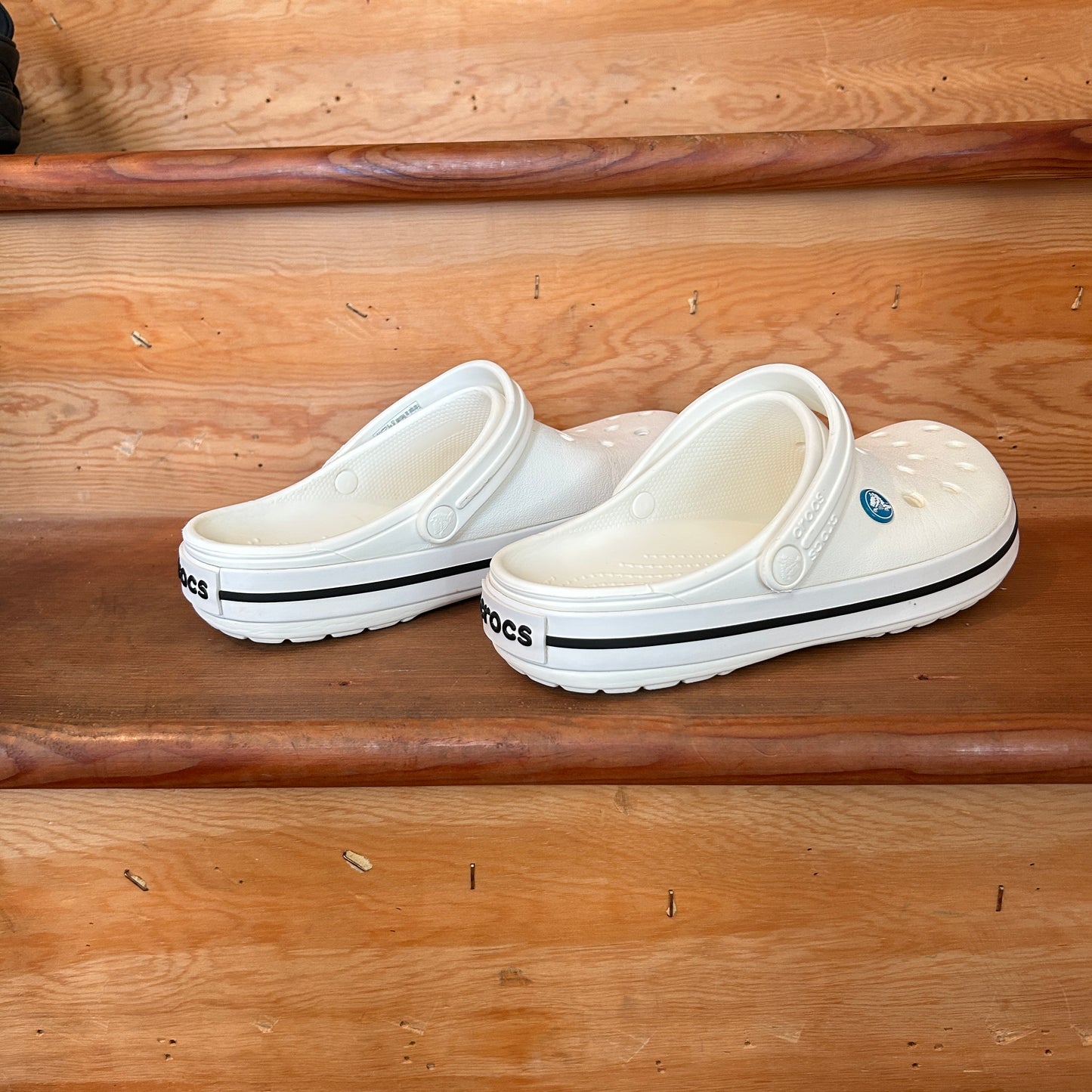 Crocs Classic Clog White Black Stripe Unisex Comfort Shoes Size M7 W9 Preowned