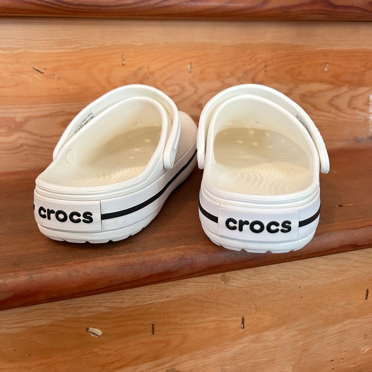 Crocs Classic Clog White Black Stripe Unisex Comfort Shoes Size M7 W9 Preowned