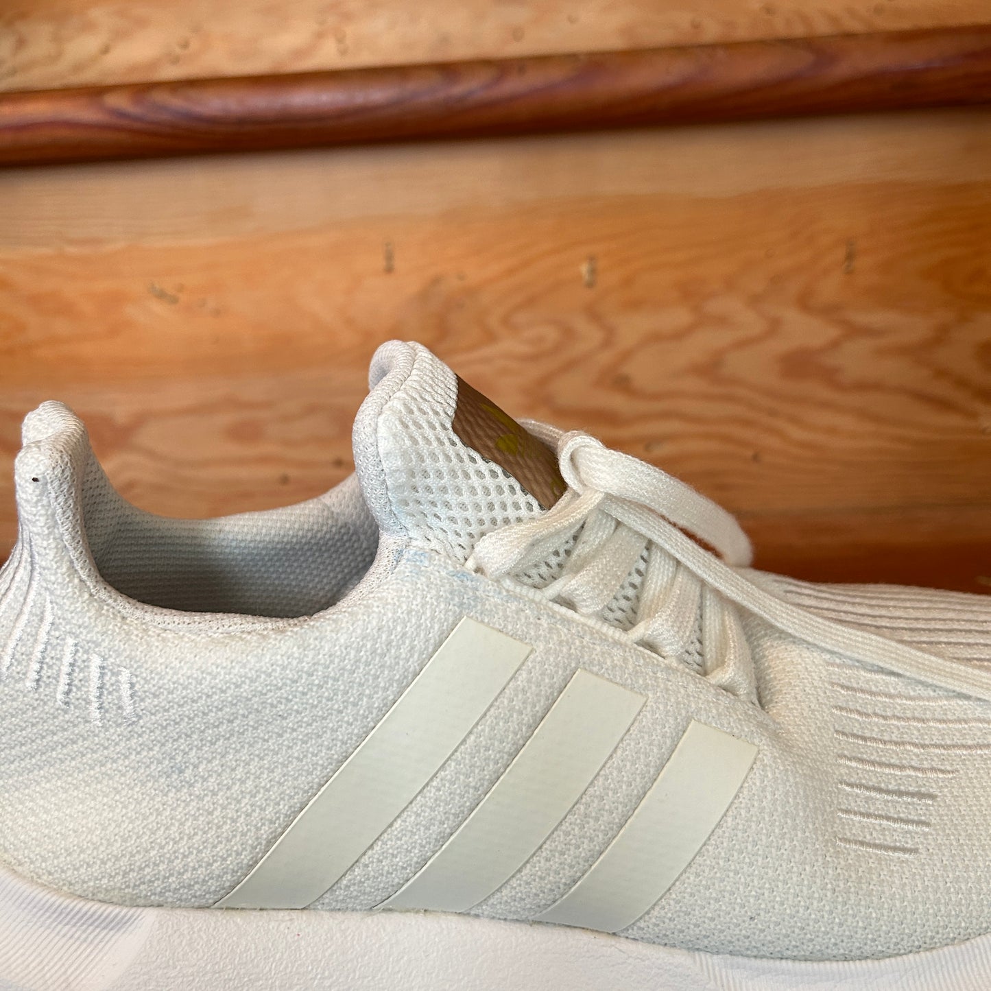 Adidas Swift Run White Knit Running Shoes Sneakers Men’s US 9 EG9492 Athletic